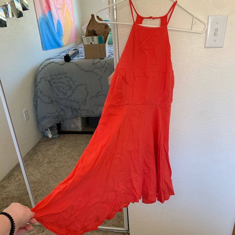 Lulu’s coral summer dress
